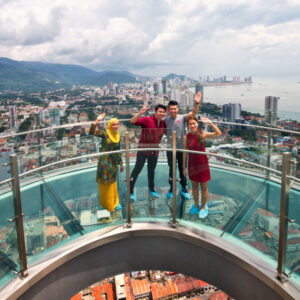 Rainbow-Skywalk-Day-Time