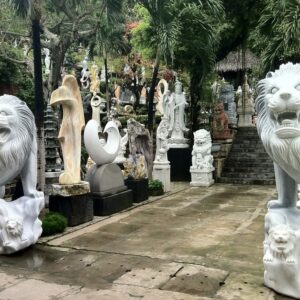 Non-Nuoc-Stone-Carving-Village-bridges-the-past-and-present